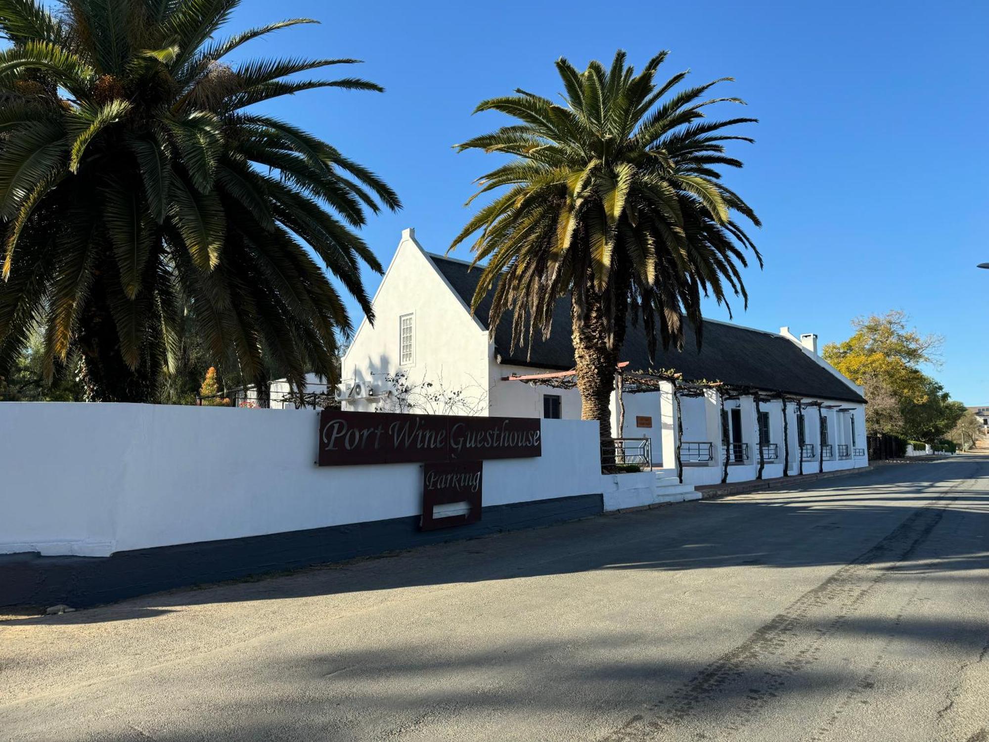 Port Wine Guesthouse Calitzdorp Buitenkant foto
